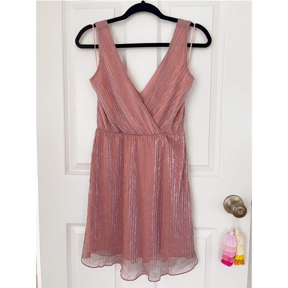 Ovs Metallic Lamé Triangeles V Neck Mini Dress Blush Pink/Silver Size 40 (S-M)
